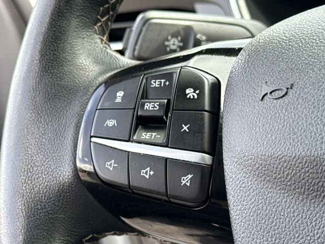 Used 2022 Ford Escape Titanium w/ Titanium Elite Package FWD image 40