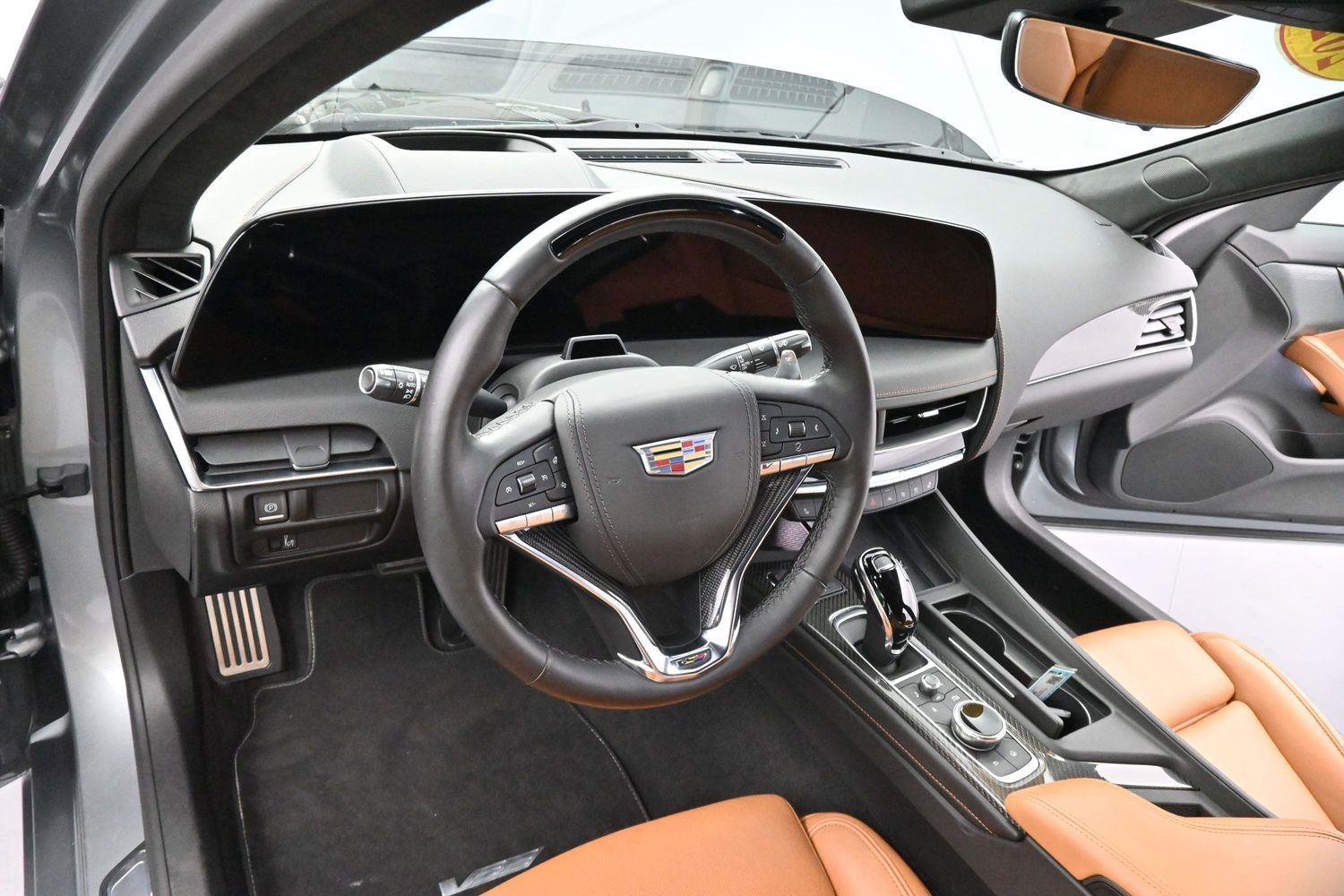 Certified 2025 Cadillac CT5 V w/ Platinum Package AWD/4WD image 17