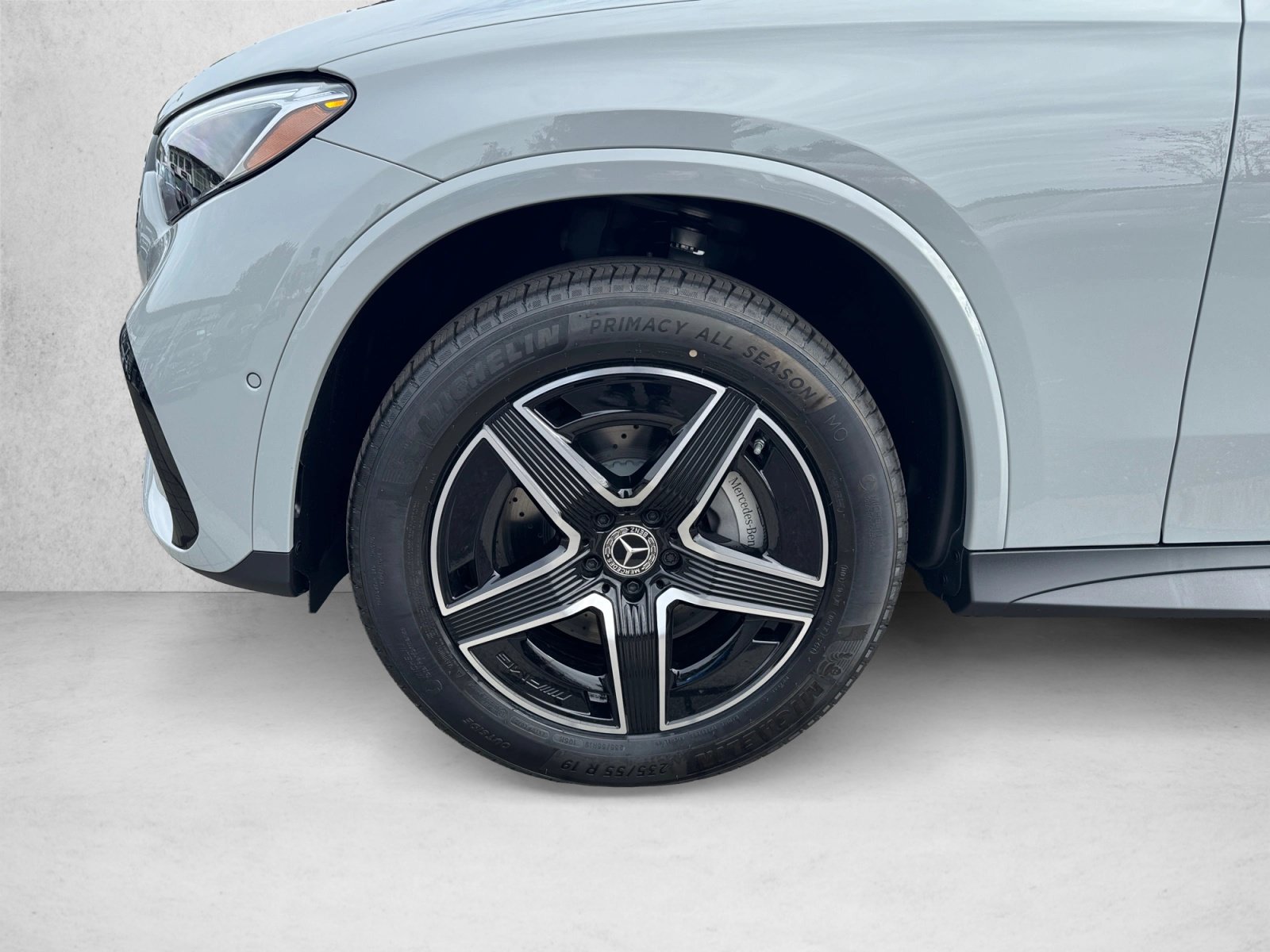New 2027 Mercedes-Benz GLC 300 4MATIC image 9