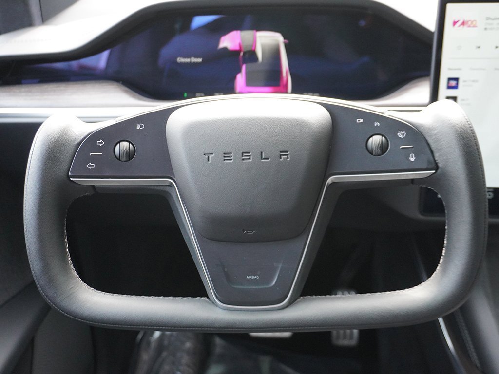 Used 2022 Tesla Model X image 46