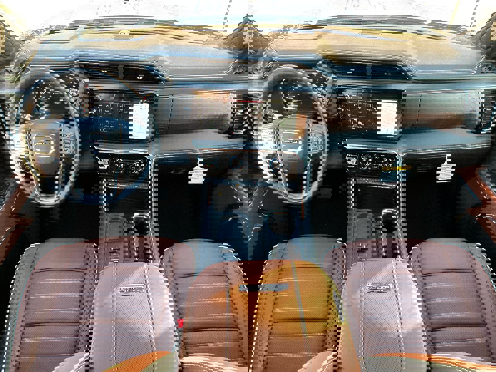 New 2026 GMC Sierra 3500 Denali Ultimate w/ LPO, Black Badging Package image 22