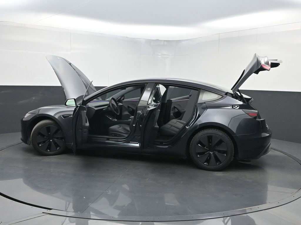 Used 2024 Tesla Model 3 Standard Range image 35