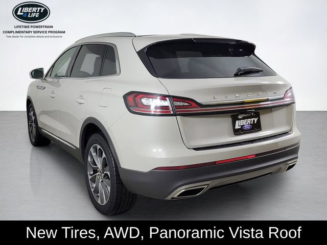 Used 2022 Lincoln Nautilus Reserve image 5