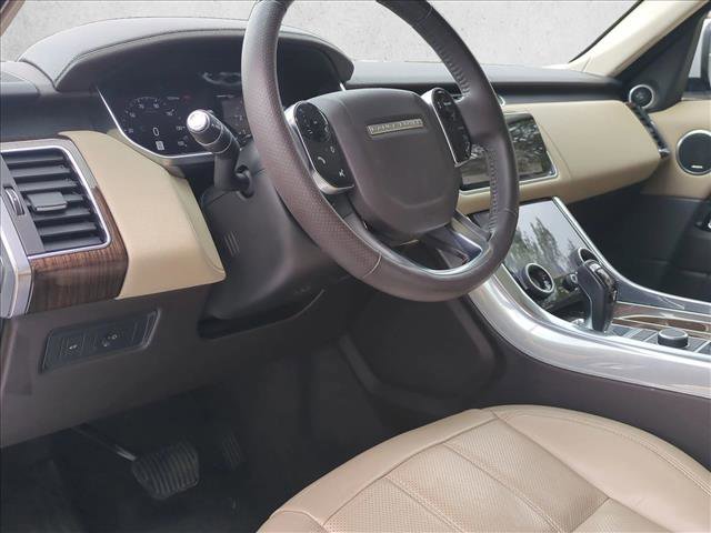 Used 2020 Land Rover Range Rover Sport HSE image 10