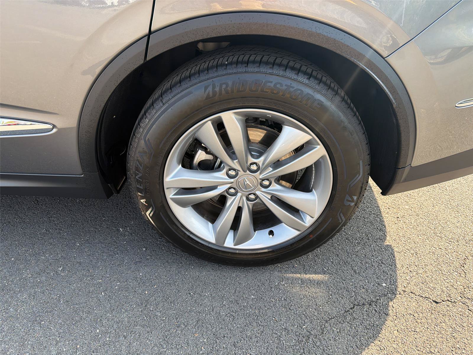 Certified 2026 Acura MDX FWD image 30