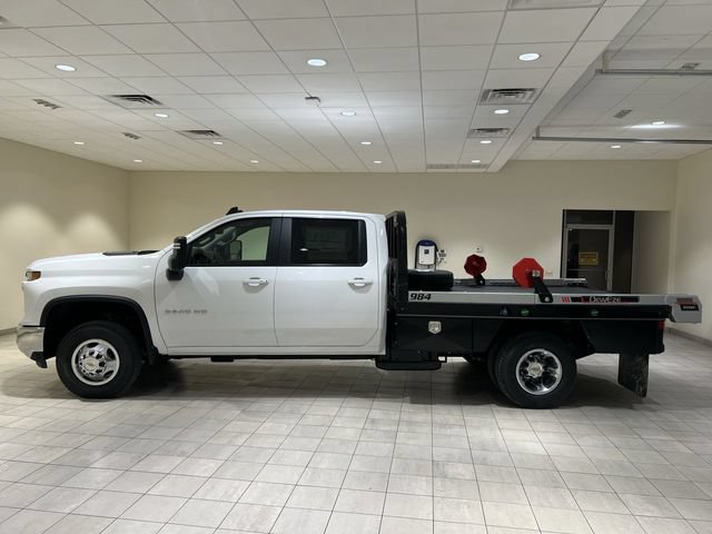 New 2026 Chevrolet Silverado 3500 LT w/ Convenience Package AWD/4WD image 2