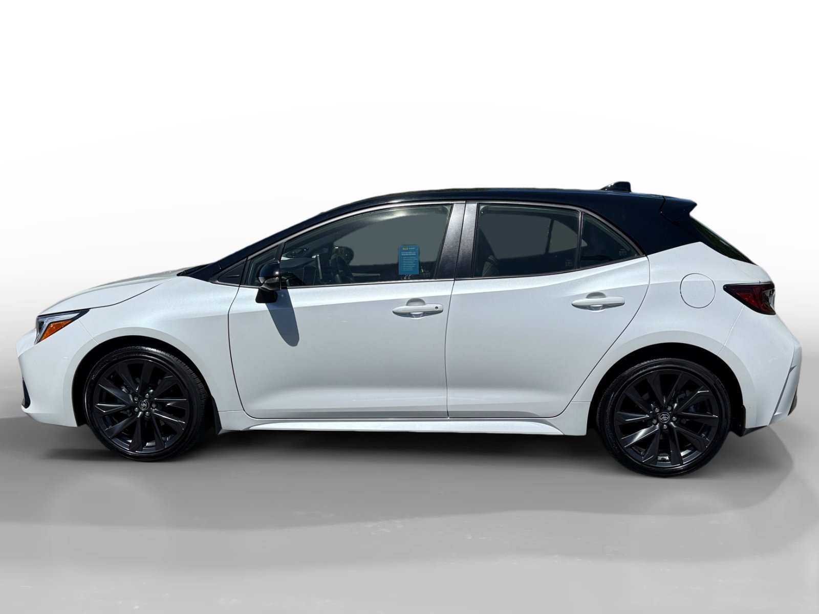 Used 2024 Toyota Corolla XSE image 2