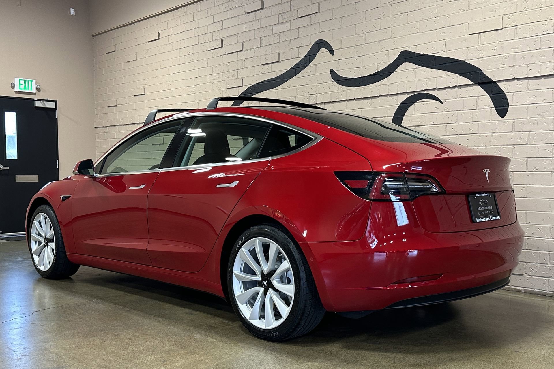 Used 2019 Tesla Model 3 Standard Range RWD image 7