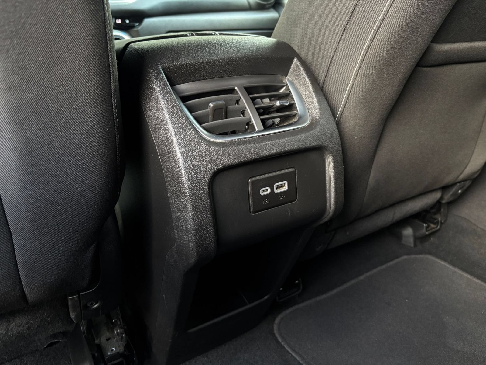 Used 2026 Chevrolet Blazer LT FWD image 22