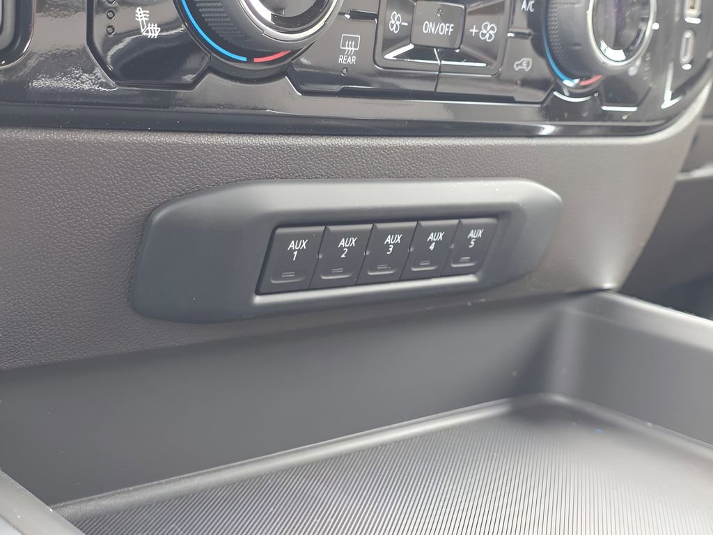 New 2026 Chevrolet Silverado 3500 LT w/ Convenience Package image 24