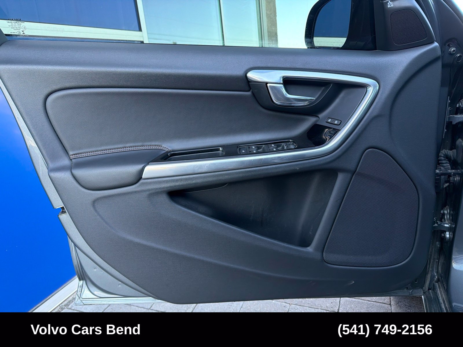 Used 2016 Volvo S60 T5 Cross Country Platinum AWD/4WD image 18