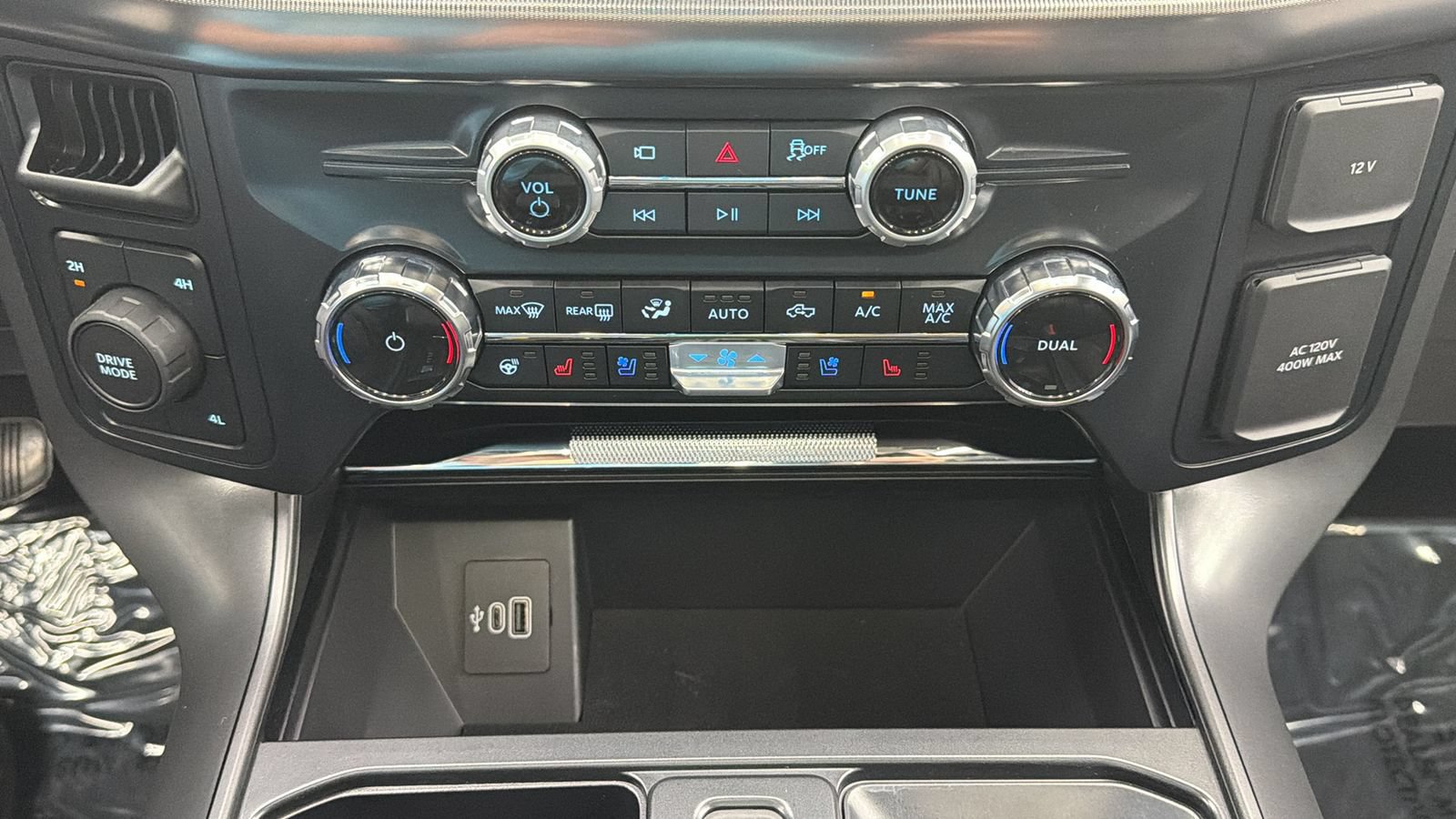 Used 2026 Ford F150 Lariat AWD/4WD image 23