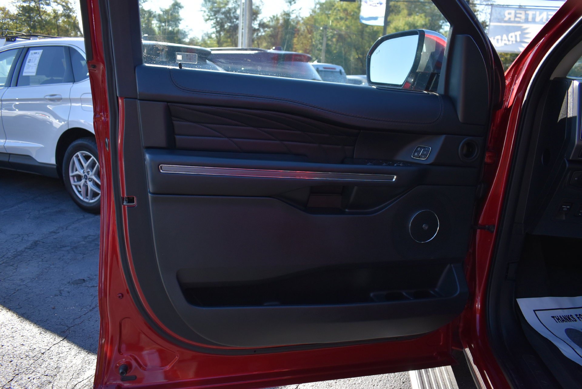 Used 2021 Ford Expedition Platinum AWD/4WD image 12