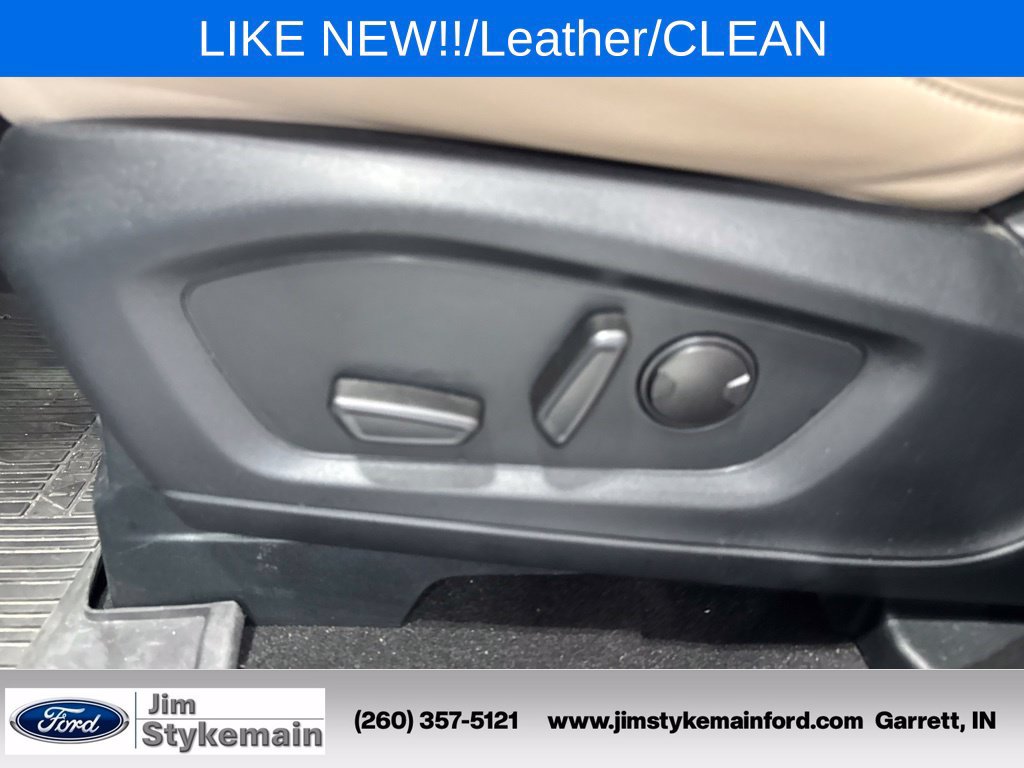 Used 2024 Ford Explorer XLT w/ Equipment Group 202A AWD/4WD image 24