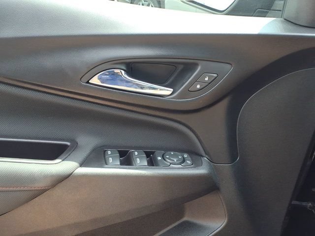 Used 2022 Chevrolet Equinox RS w/ LPO, Floor Liner Package AWD/4WD image 23