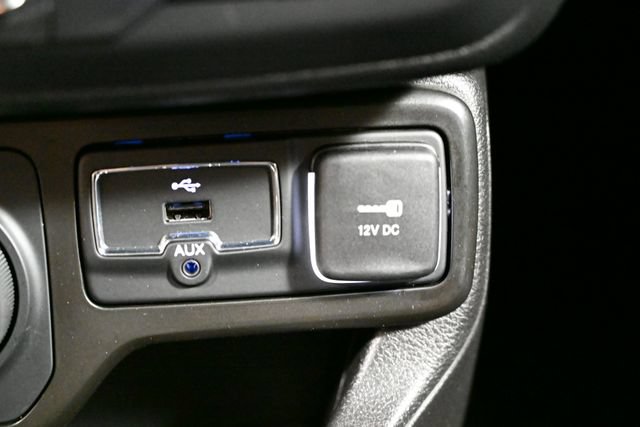 Used 2020 Jeep Renegade Altitude AWD/4WD image 30