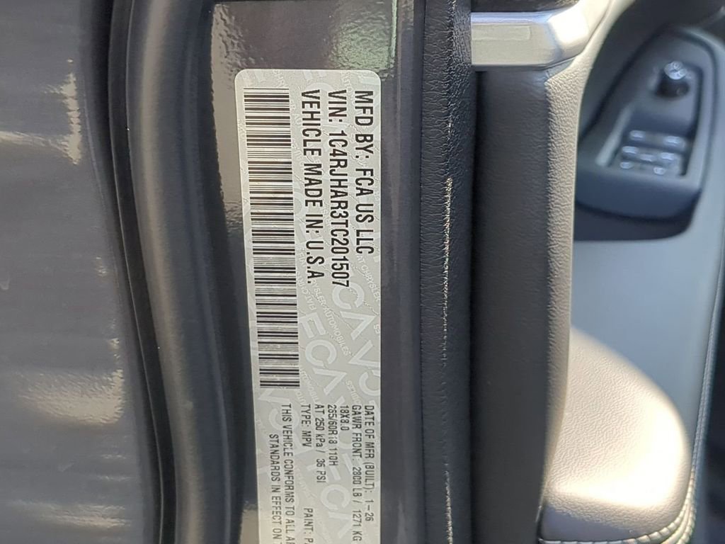 New 2026 Jeep Grand Cherokee Laredo image 24