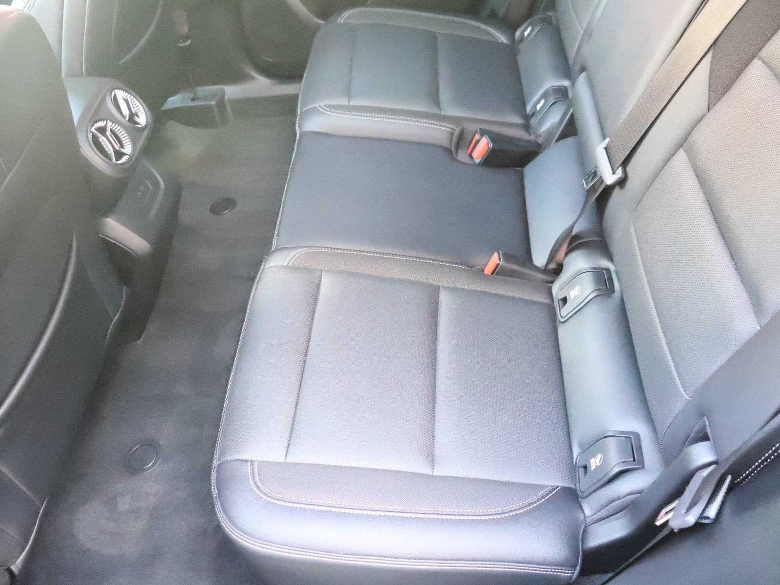 Used 2024 Chevrolet Blazer EV LT AWD/4WD image 49