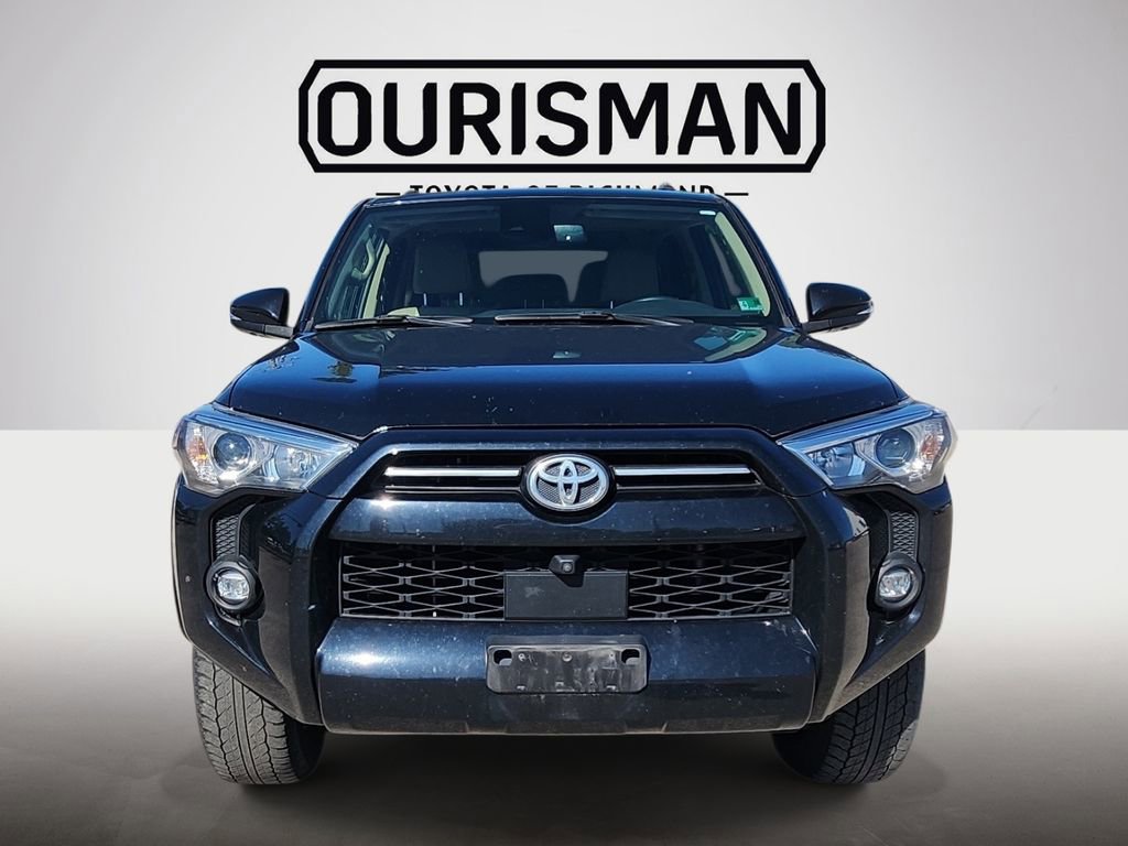 Certified 2022 Toyota 4Runner SR5 Premium w/ Moonroof Package AWD/4WD image 2