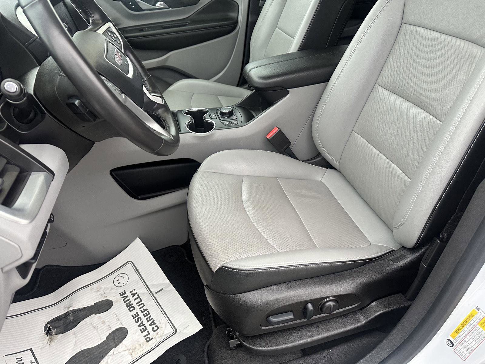 Used 2022 GMC Terrain SLT w/ Infotainment Package II image 24