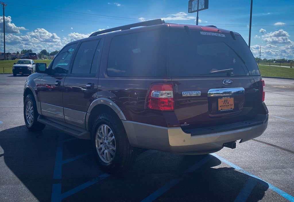 Used 2012 Ford Expedition XLT AWD/4WD image 24