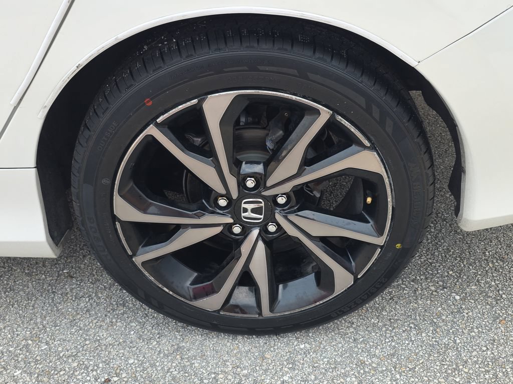 Used 2019 Honda Civic Sport image 13