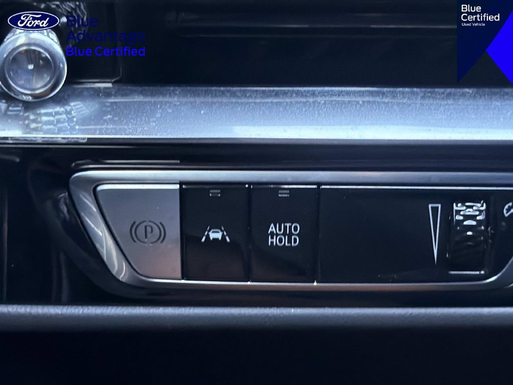 Used 2024 Cadillac Lyriq Tech RWD image 29