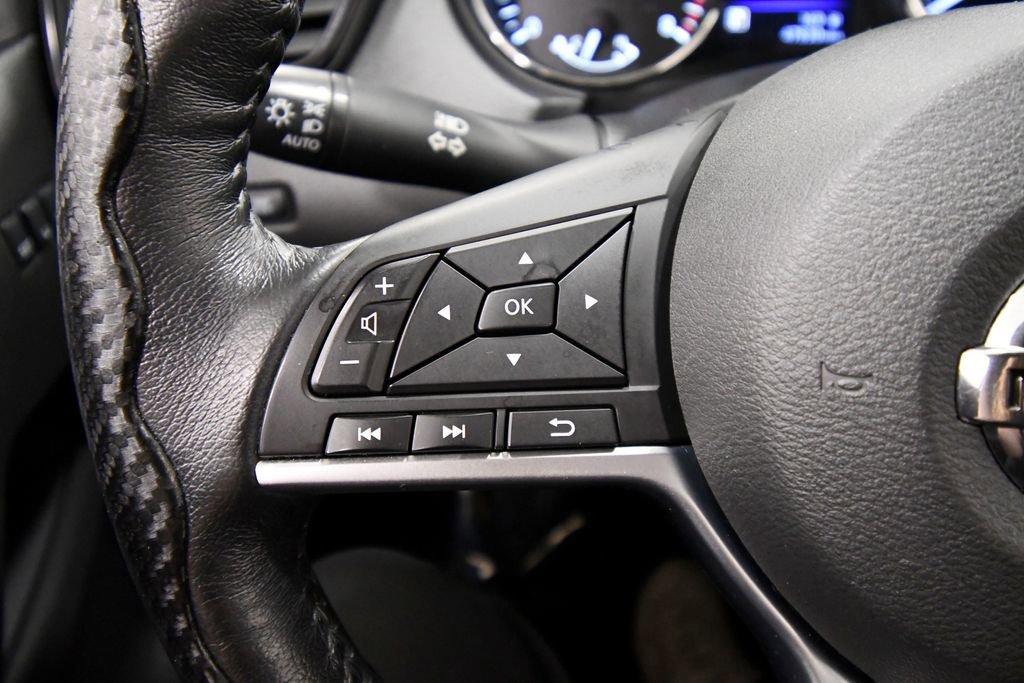Used 2019 Nissan Rogue SV w/ Premium Package image 20