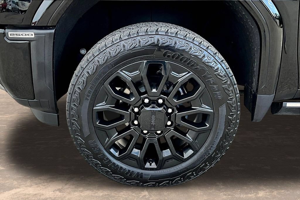Used 2024 GMC Sierra 2500 Denali w/ Denali Reserve Package AWD/4WD image 36