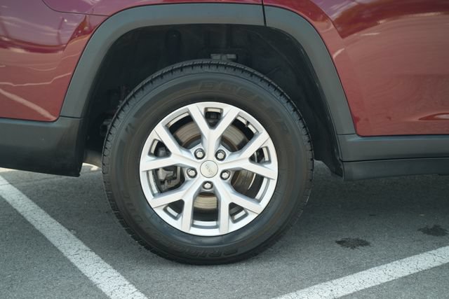 Used 2022 Jeep Grand Cherokee L Limited AWD/4WD image 47
