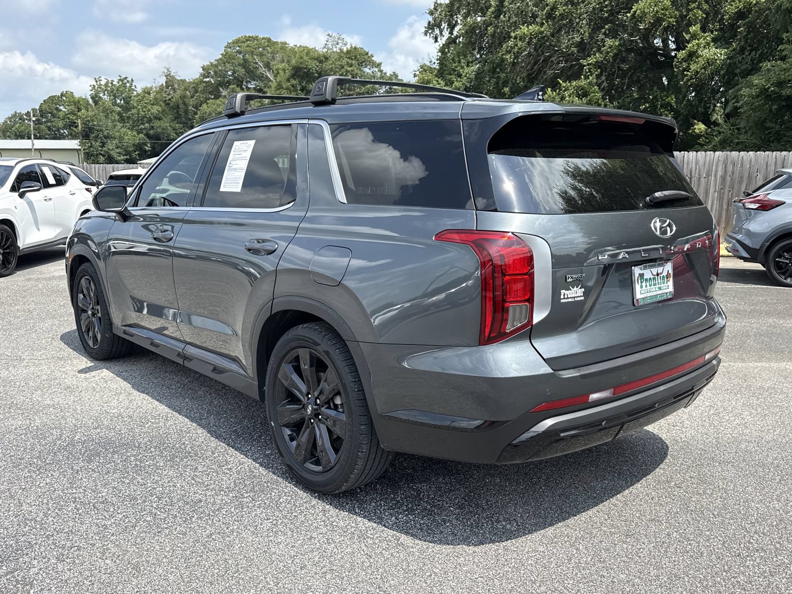 Used 2023 Hyundai Palisade XRT FWD image 3