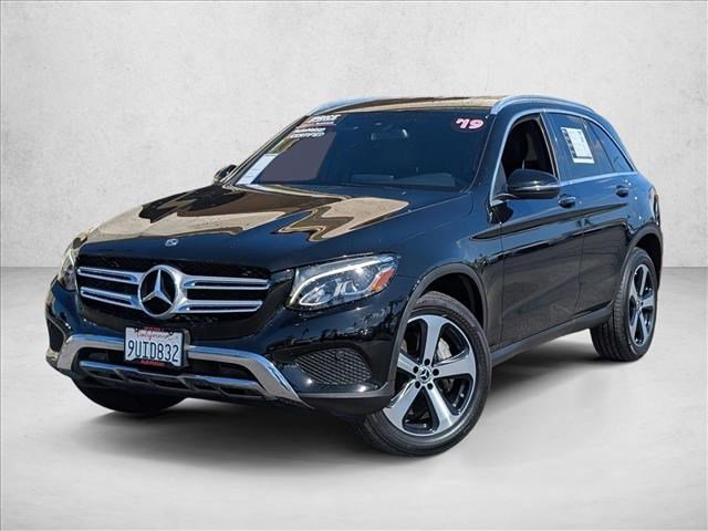 Used 2019 Mercedes-Benz GLC 350e 4MATIC image 1