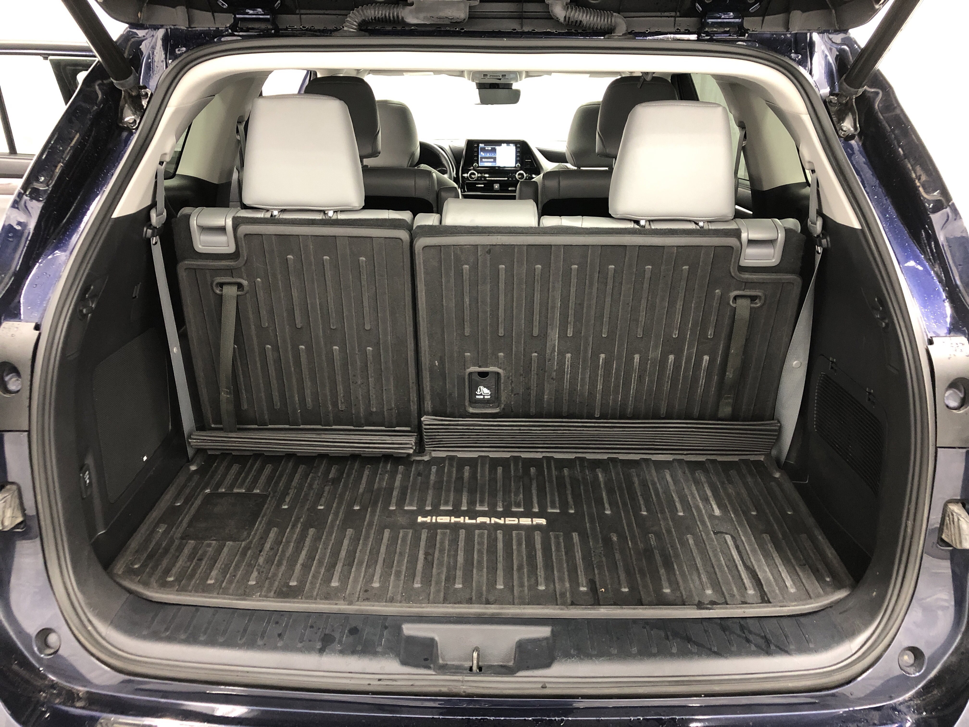 Used 2022 Toyota Highlander Limited image 8