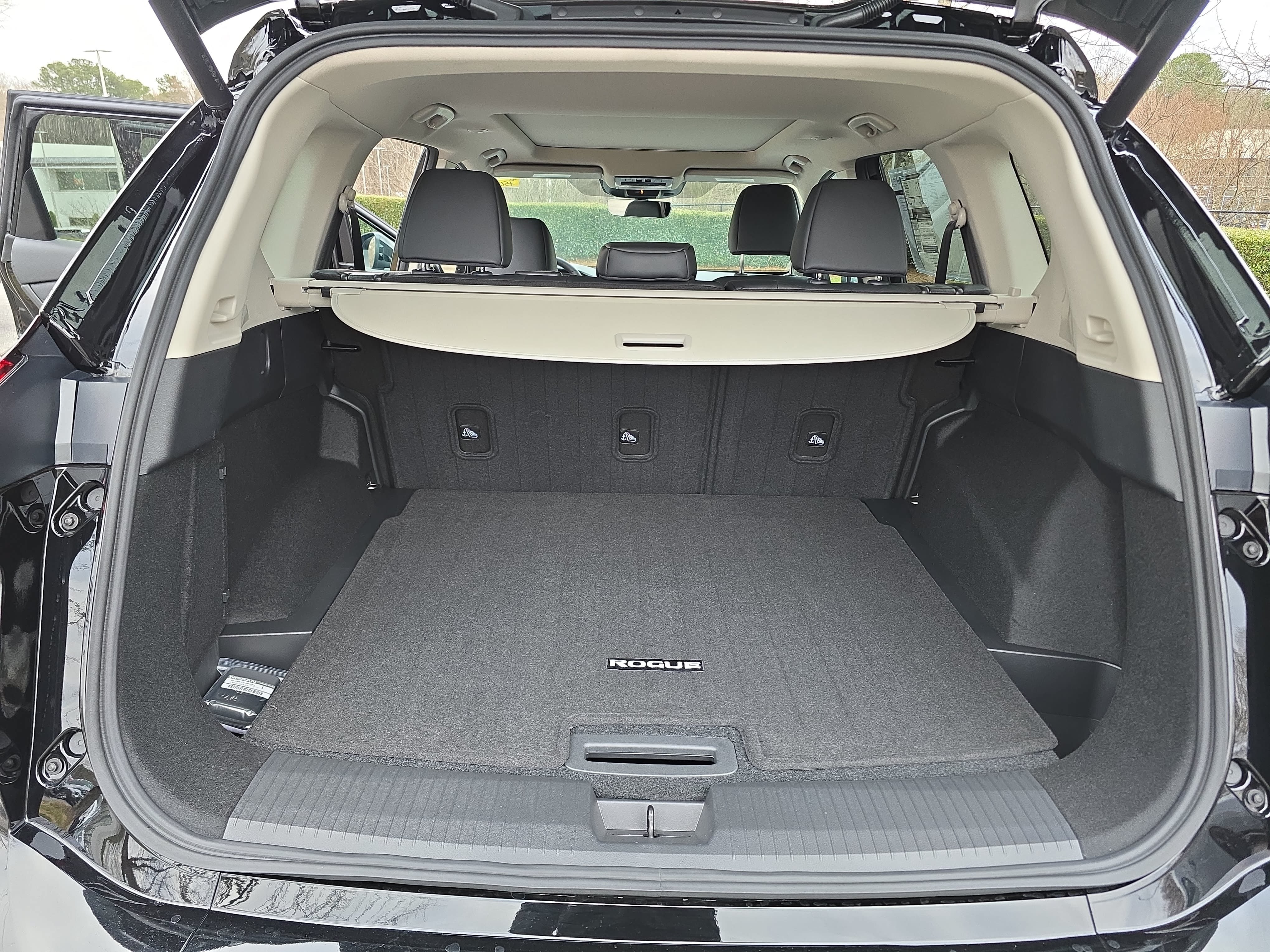 New 2026 Nissan Rogue Dark Armor AWD/4WD image 12