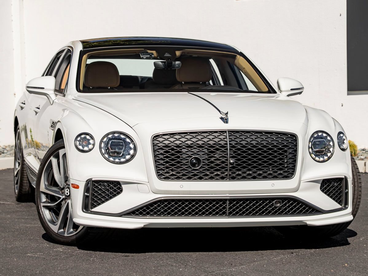 Used 2025 Bentley Flying Spur Plug-In Hybrid AWD/4WD image 1