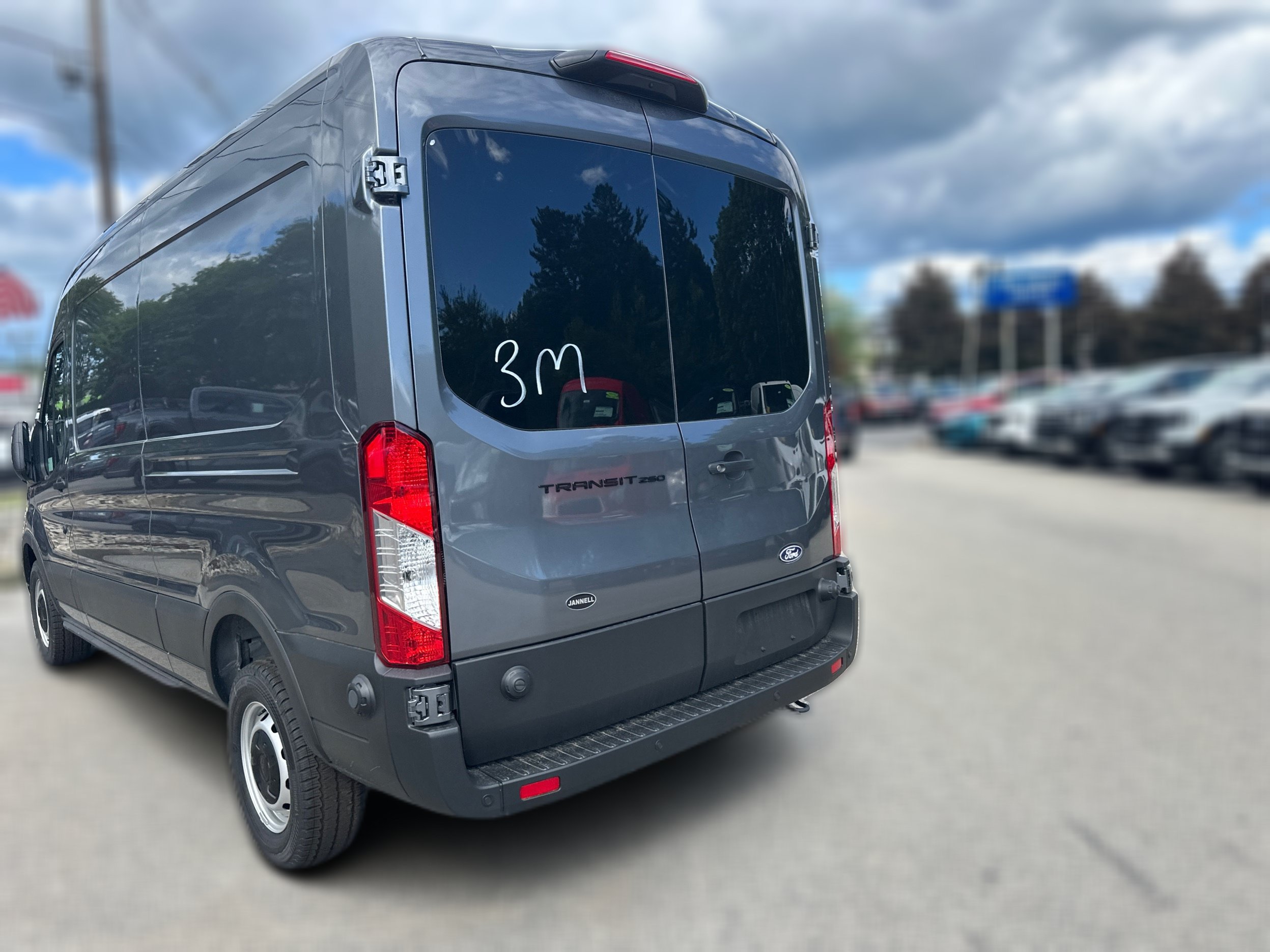 New 2026 Ford Transit 250 148 Medium Roof w/ Load Area Protection Package RWD image 22