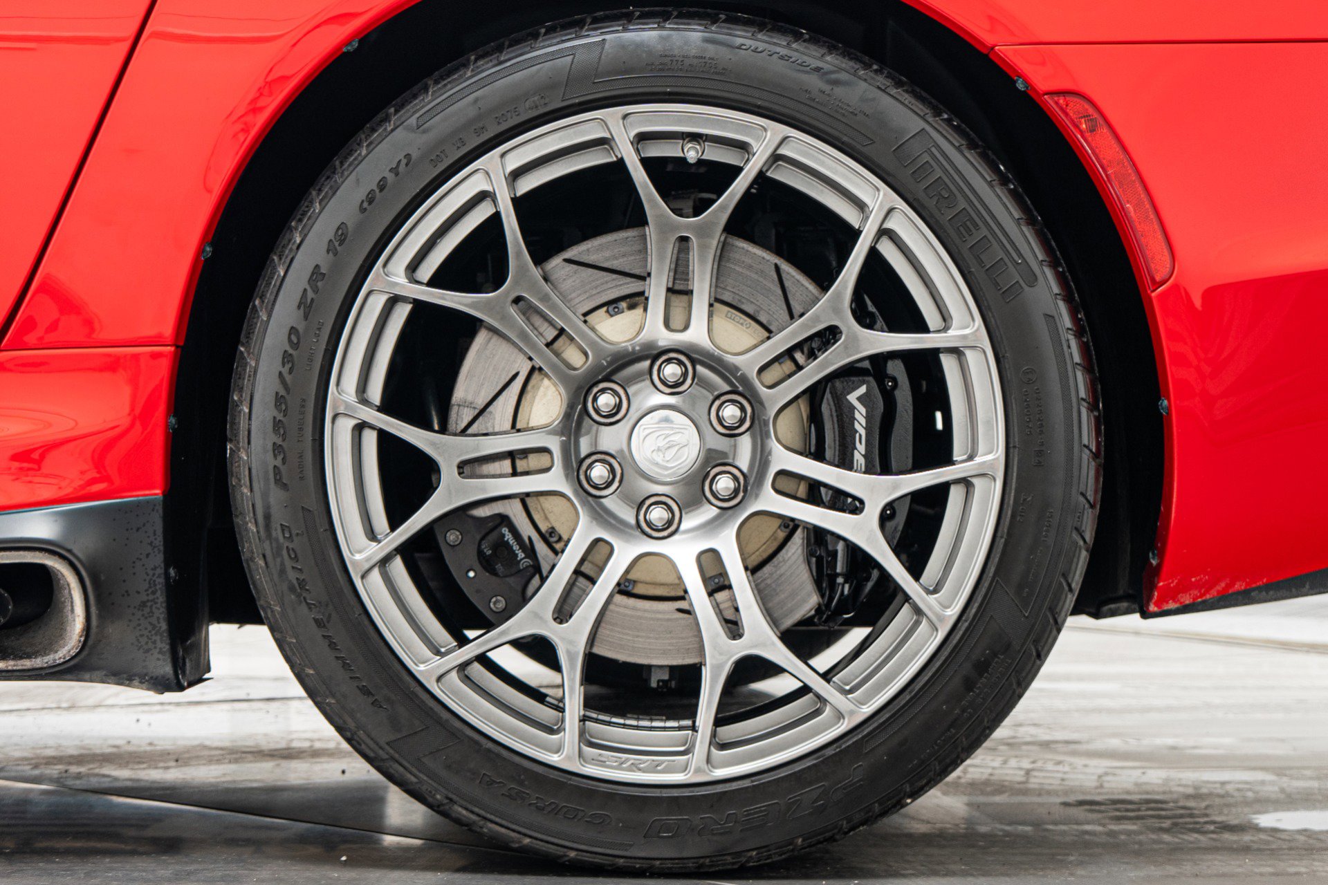 Used 2013 SRT Viper SRT-10 w/ Track Pkg RWD image 11