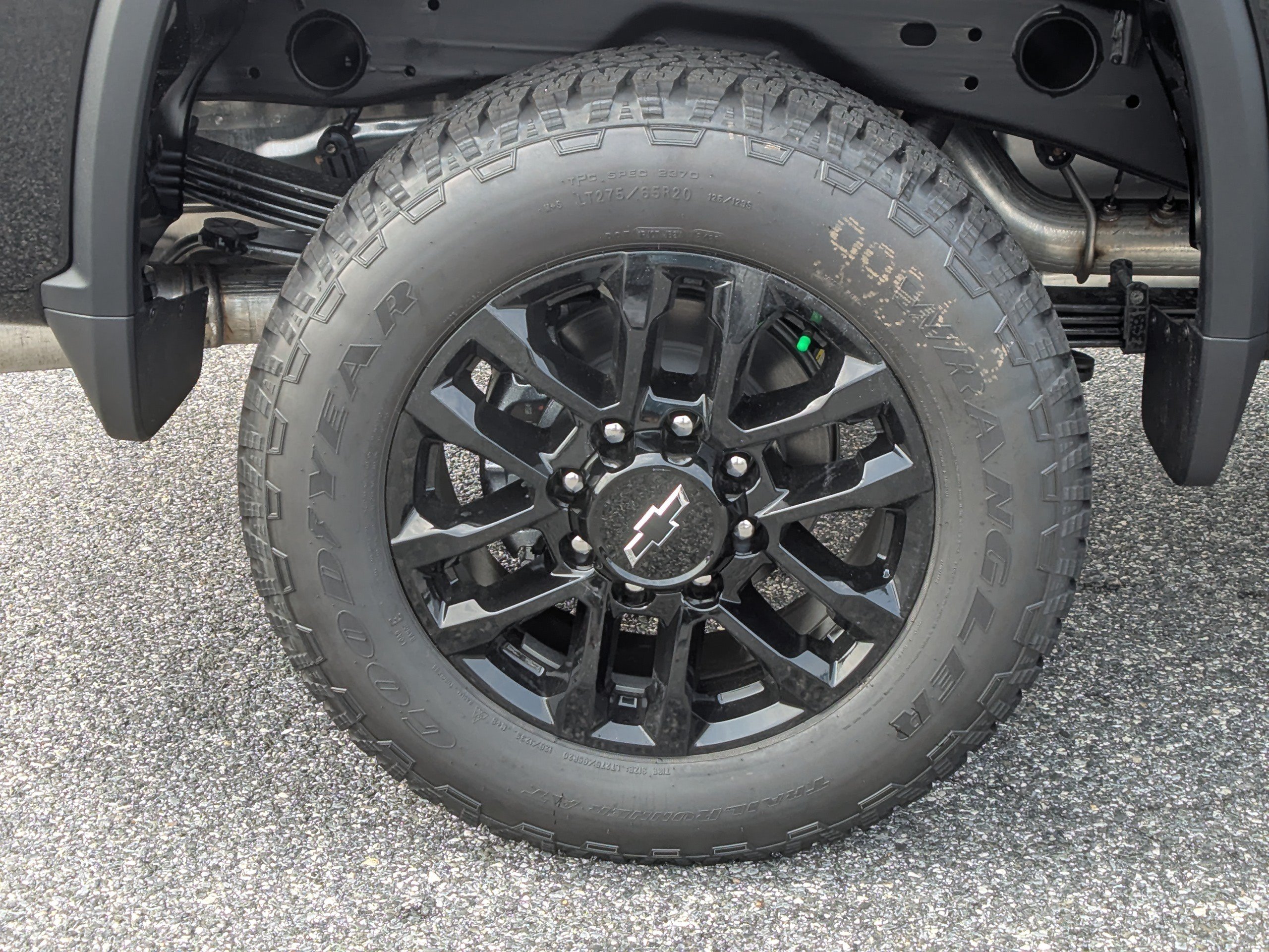 New 2026 Chevrolet Silverado 2500 Custom w/ Custom Value Package AWD/4WD image 9