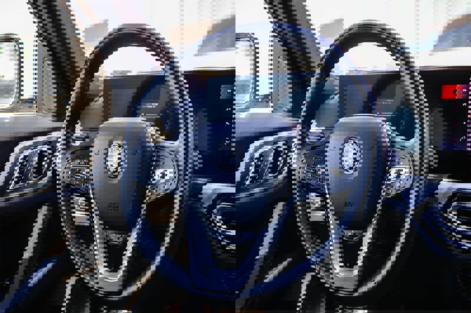 Used 2023 BMW i4 eDrive40 image 15