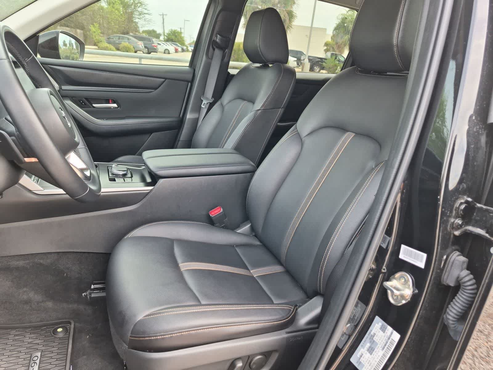 Used 2025 MAZDA CX-90 3.3 Turbo w/ Select Package AWD/4WD image 18