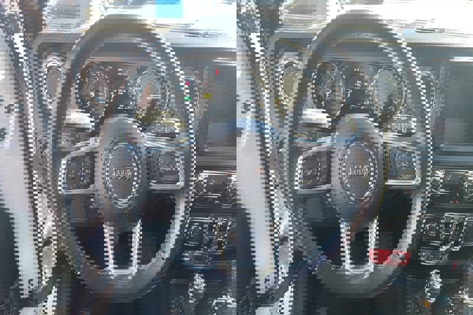 Used 2021 Jeep Wrangler Unlimited Rubicon 4xe image 14