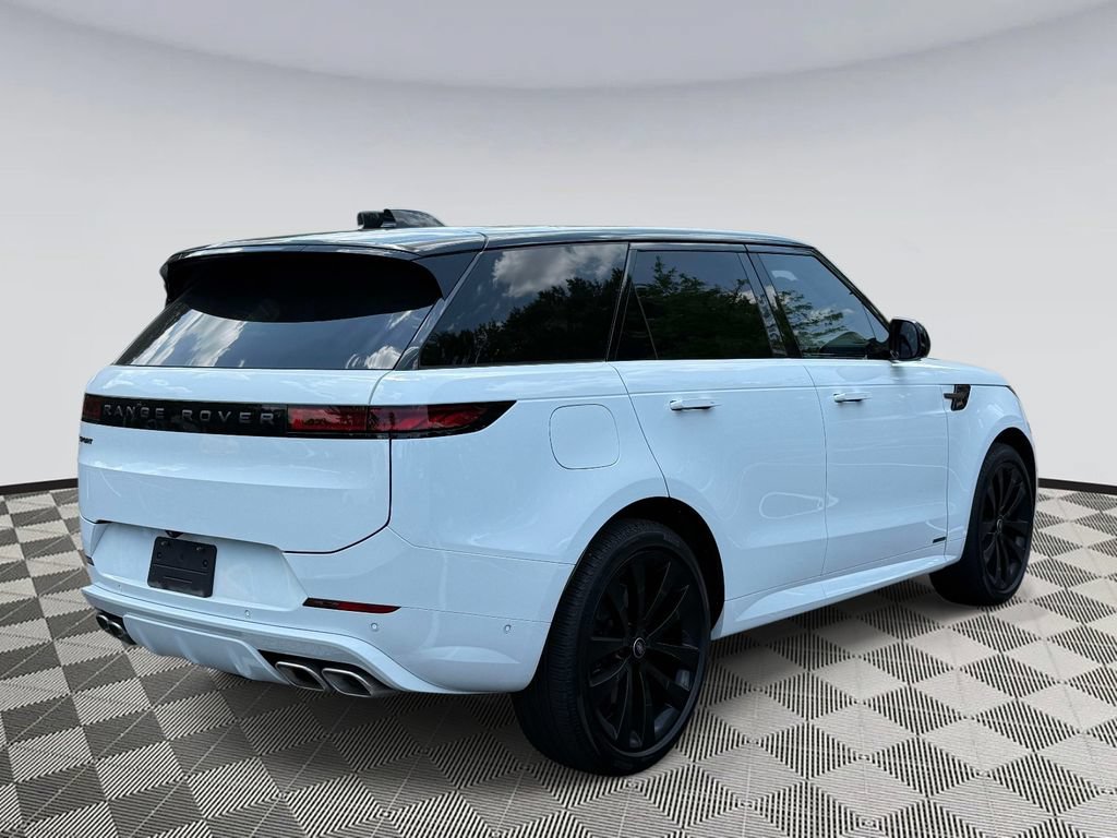 Used 2025 Land Rover Range Rover Sport Autobiography AWD/4WD image 2