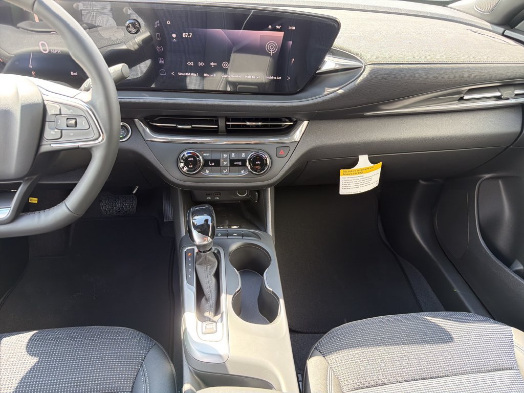 New 2026 Buick Envista Sport Touring w/ Convenience I Package FWD image 18
