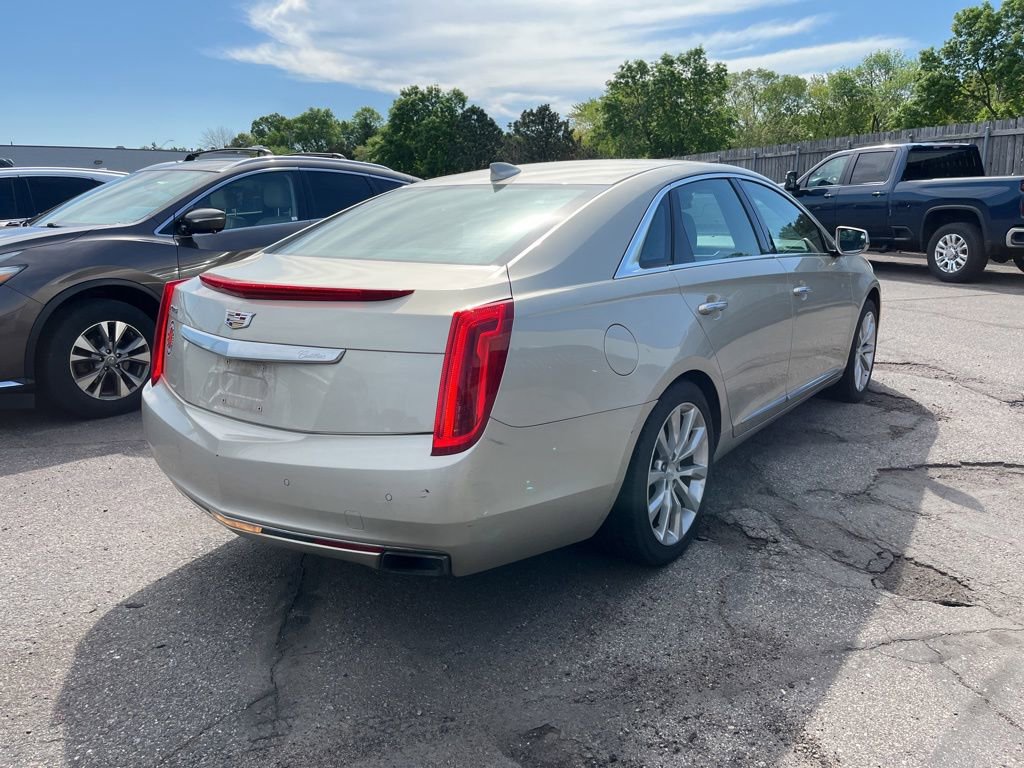 Used 2016 Cadillac XTS Luxury FWD image 4