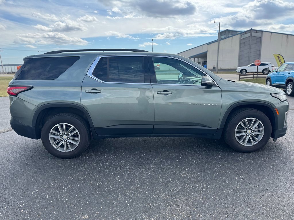 Used 2023 Chevrolet Traverse LT image 6