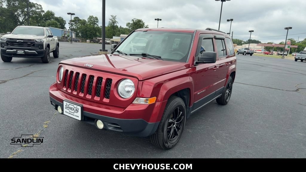 Used 2015 Jeep Patriot Sport w/ Power Value Group FWD image 4