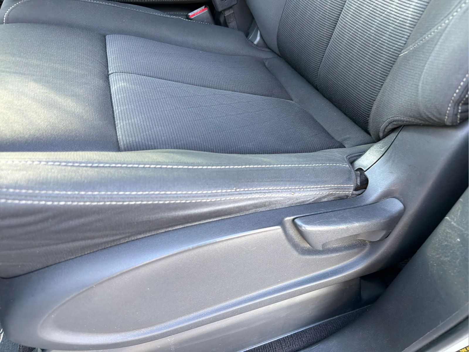 Used 2017 Nissan Titan SV RWD image 22