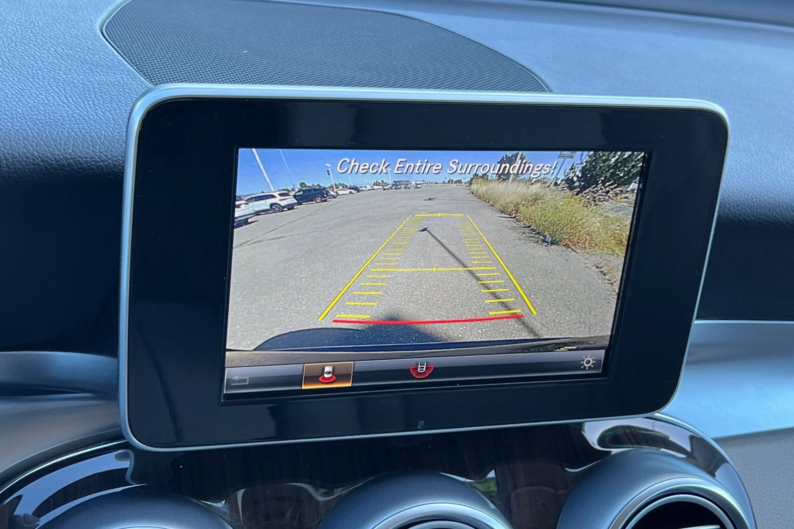 Used 2019 Mercedes-Benz GLC 300 image 23