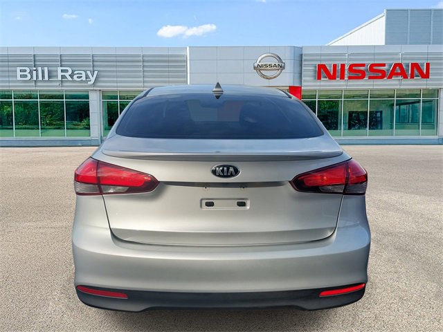 Used 2018 Kia Forte LX w/ LX Popular Package image 4