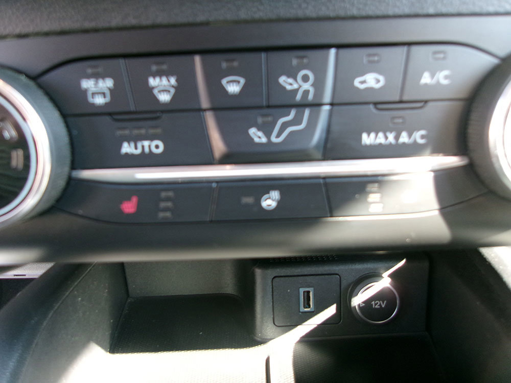 Used 2020 Ford Escape SEL image 20